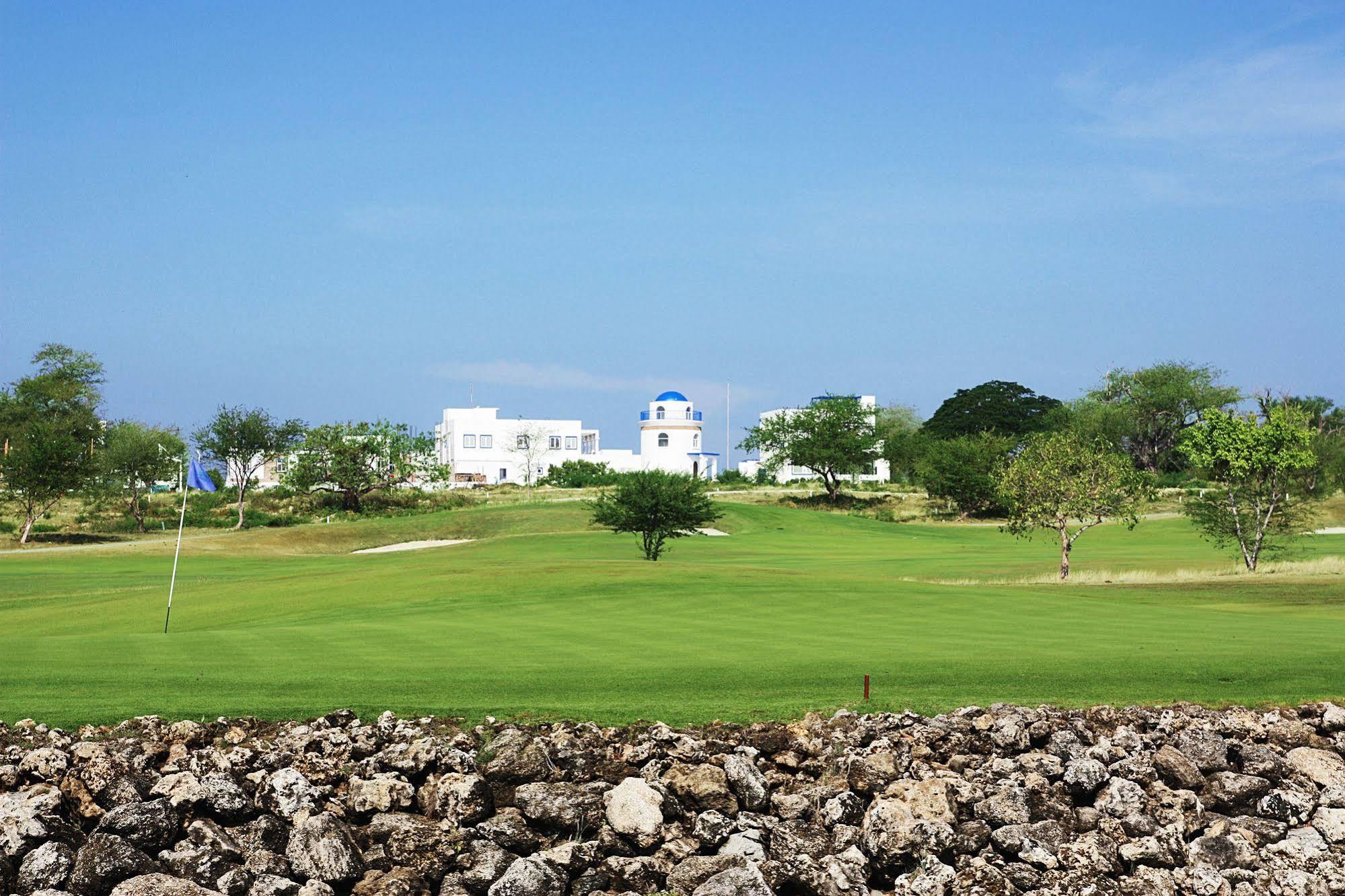 Thunderbird Resorts - Poro Point San Fernando City  Kültér fotó